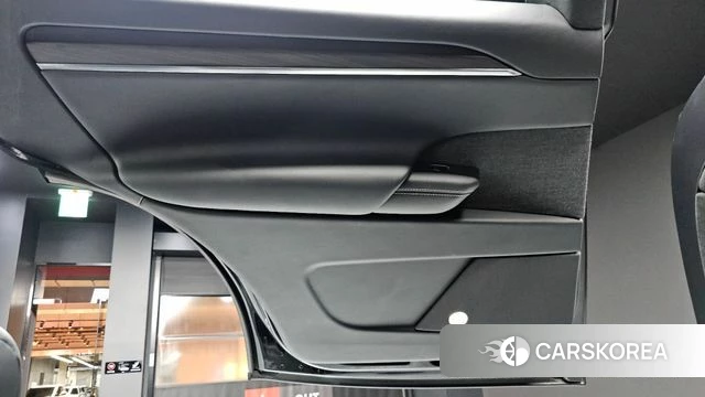 Tesla Model X id 4928706 из Кореи 18