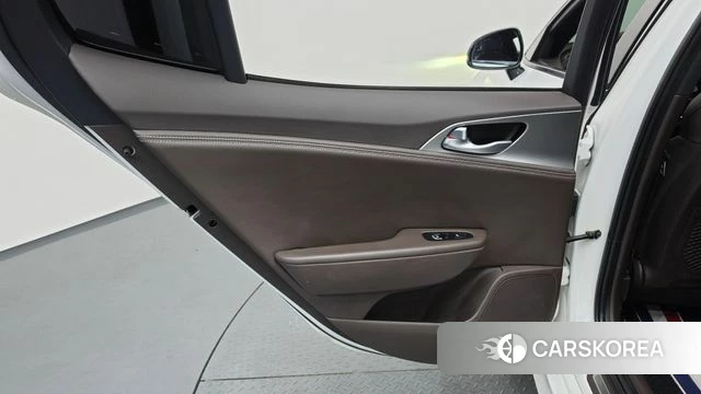 Kia Stinger id 5013947 из Кореи 17