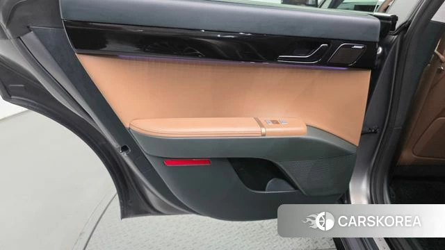 Hyundai Grandeur Hybrid (GN7) id 4985018 из Кореи 17