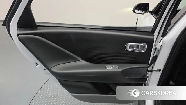 Hyundai Ionic 6 id 5022155 из Кореи 17