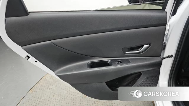 Hyundai Avante Hybrid (CN7) id 5027500 из Кореи 17