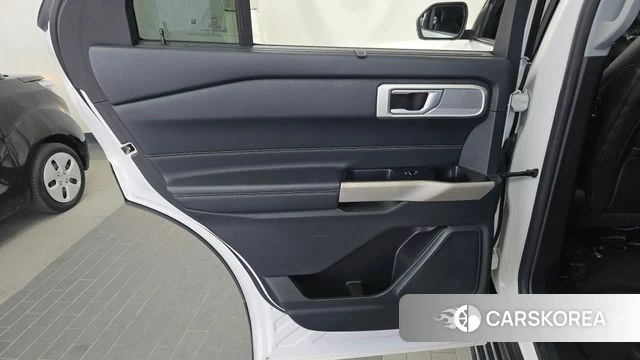 Ford Explorer 6th Generation id 4975932 из Кореи 17