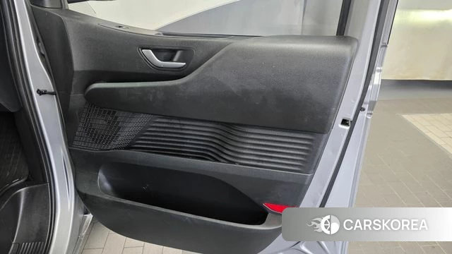Hyundai Staria id 5017138 из Кореи 17