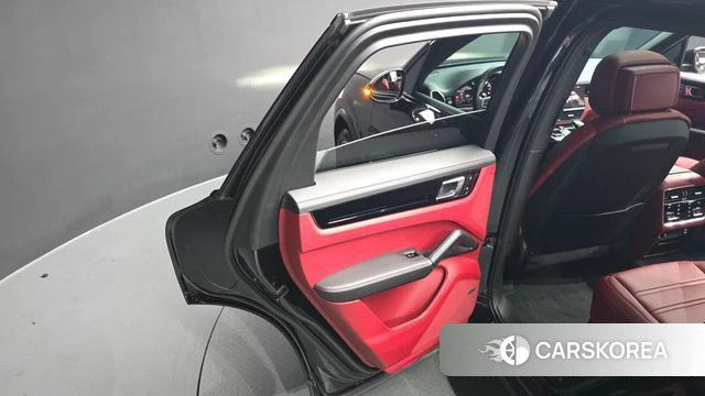 Porsche Cayenne (PO536) id 4377143 из Кореи 17