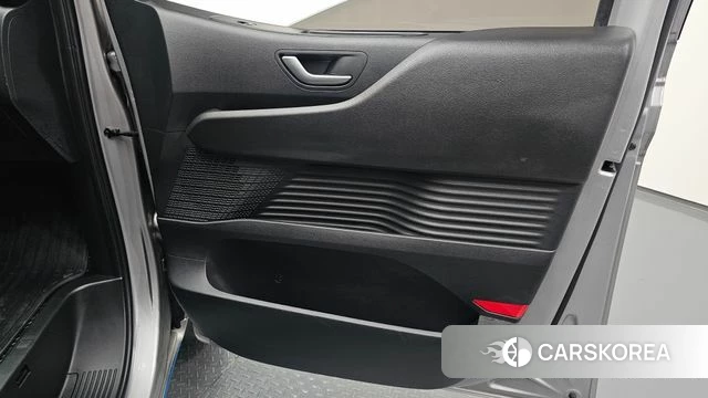 Hyundai Staria id 5027571 из Кореи 17