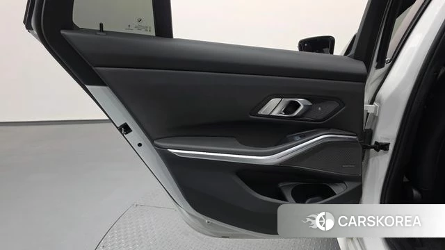 BMW 3 Series (G20) id 5026827 из Кореи 17