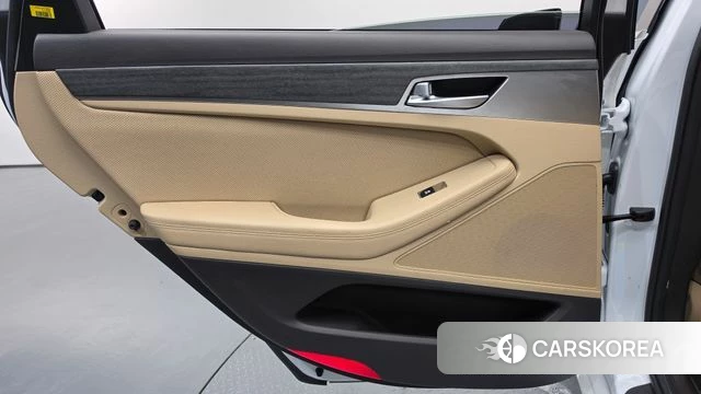 Genesis G80 id 5035538 из Кореи 17