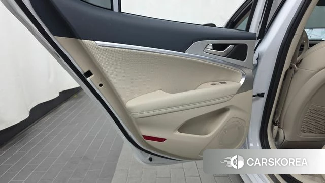 Genesis The New G70 id 5039488 из Кореи 17