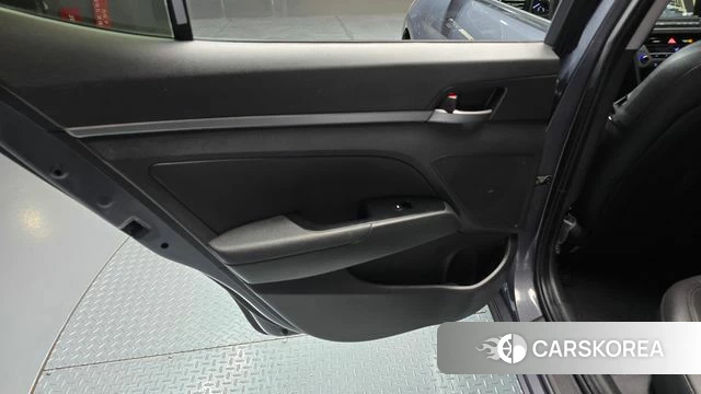 Hyundai Avante AD id 4770818 из Кореи 17