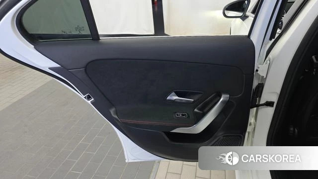 Mercedes-Benz A-Class W177 id 4942599 из Кореи 17