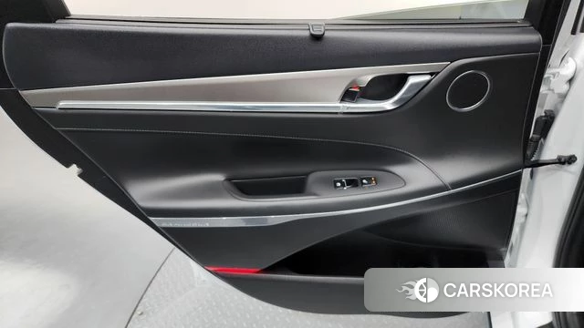 Hyundai The New Grandeur IG Hybrid id 4775444 из Кореи 17