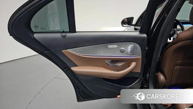 Mercedes-Benz E-Class W213 id 4983080 из Кореи 17