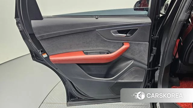 Audi SQ7 (4M) id 4782977 из Кореи 17