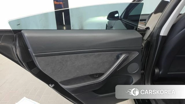 Tesla Model 3 id 4966015 из Кореи 17