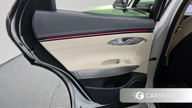 Genesis GV70 id 4980160 из Кореи 17