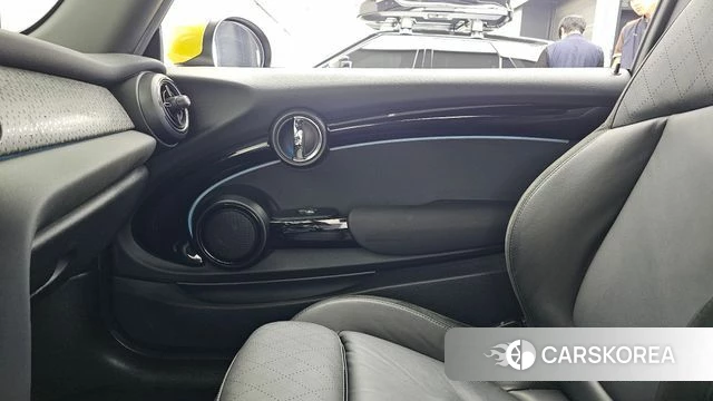 Mini Cooper Electric id 4917432 из Кореи 17