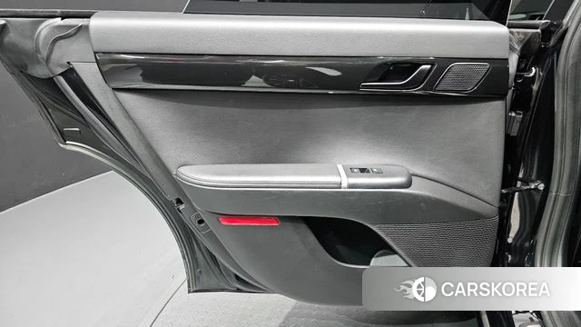 Hyundai Grandeur (GN7) id 5022098 из Кореи 17