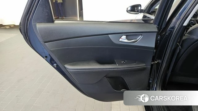 Kia Come New K3 id 5035904 из Кореи 17