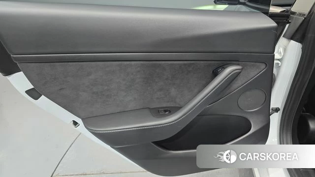 Tesla Model 3 id 4982097 из Кореи 17