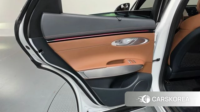 Genesis GV70 id 5033012 из Кореи 17