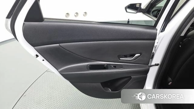 Hyundai Avante Hybrid (CN7) id 5003122 из Кореи 17