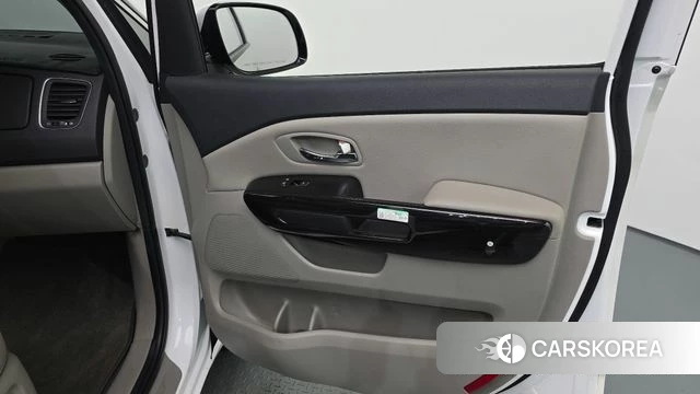 Kia The New Carnival id 5013454 из Кореи 17