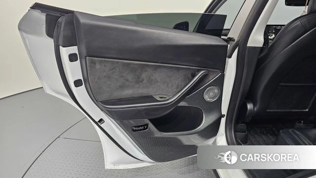 Tesla Model Y id 4754557 из Кореи 17
