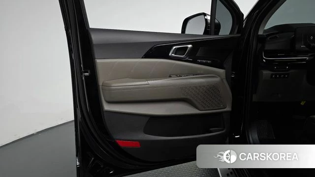 Kia The New Carnival 4th Generation id 5021220 из Кореи 17