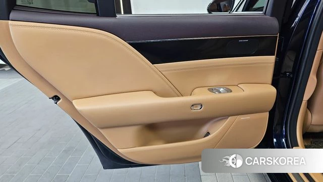 Genesis G90 (RS4) id 5027354 из Кореи 17
