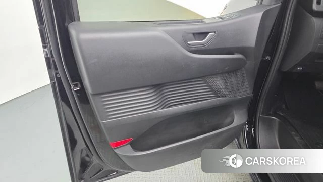 Hyundai Staria id 5039766 из Кореи 17