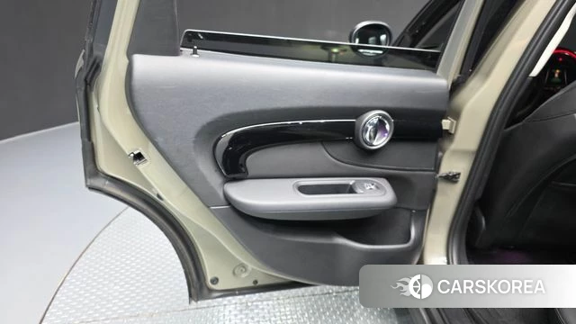 Mini Cooper Clubman id 4967226 из Кореи 17