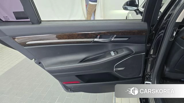 Genesis G90 id 5035326 из Кореи 17