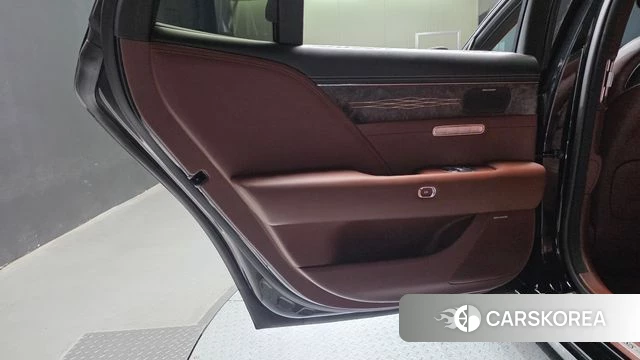 Genesis G90 (RS4) id 5026491 из Кореи 17