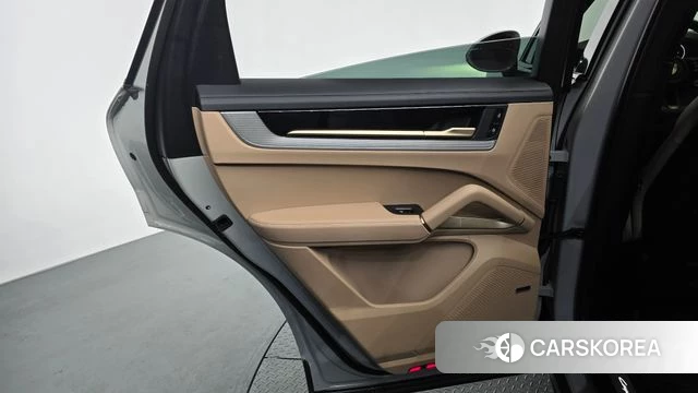 Porsche Cayenne (PO536) id 4748994 из Кореи 17
