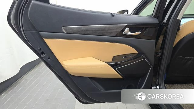 Kia K7 Premier Hybrid id 5018267 из Кореи 17