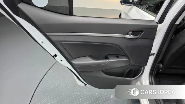 Hyundai Avante AD id 4998773 из Кореи 17