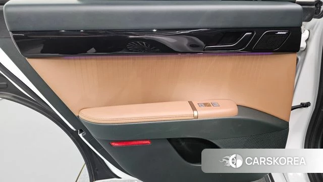 Hyundai Grandeur Hybrid (GN7) id 4965448 из Кореи 17