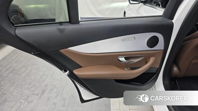 Mercedes-Benz E-Class W213 id 4759067 из Кореи 18