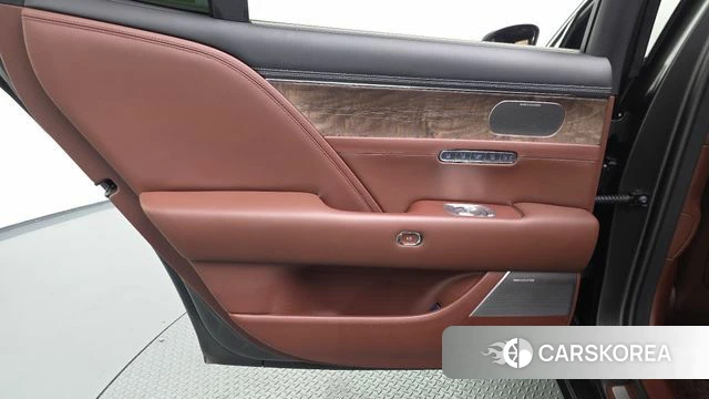 Genesis G90 (RS4) id 4991203 из Кореи 17