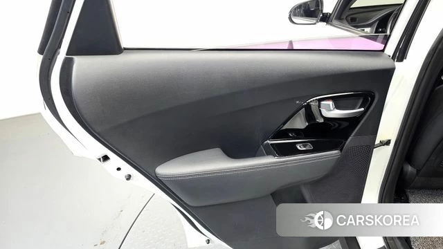 Kia Niro EV id 4998446 из Кореи 17