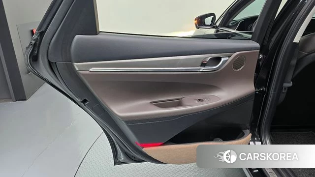 Hyundai The New Grandeur IG id 5023382 из Кореи 17