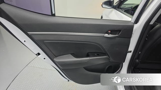 Hyundai Avante AD id 5014124 из Кореи 17