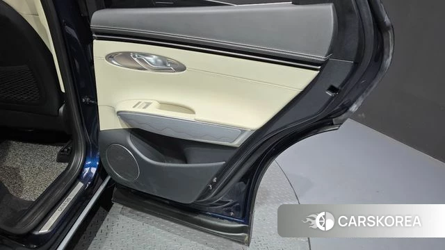 Genesis GV70 id 4951305 из Кореи 17