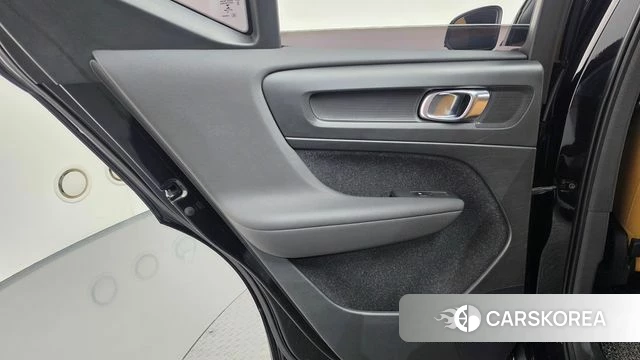 Volvo XC40 id 4992725 из Кореи 17