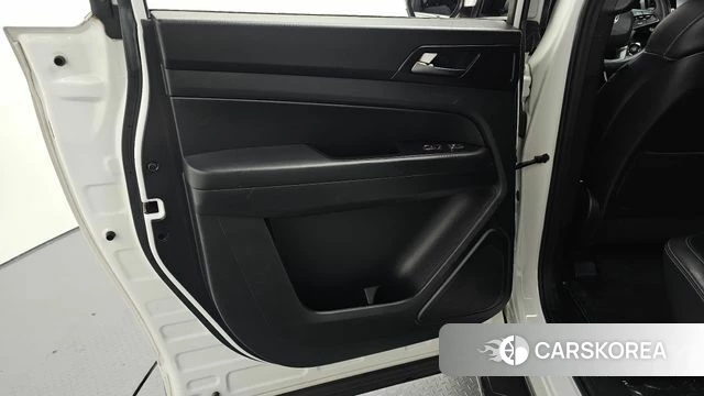 Ssangyong Rexton Sports Cannes id 4952329 из Кореи 17
