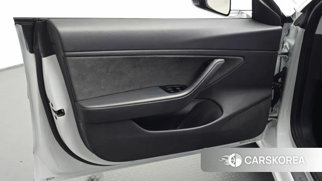 Tesla Model 3 id 4998273 из Кореи 17