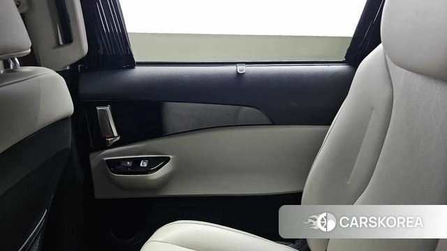 Kia Carnival 4th generation id 5011847 из Кореи 17