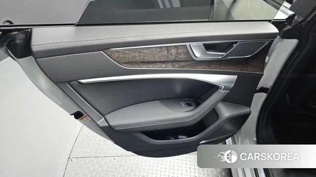 Audi A7 (4K) id 4899380 из Кореи 17