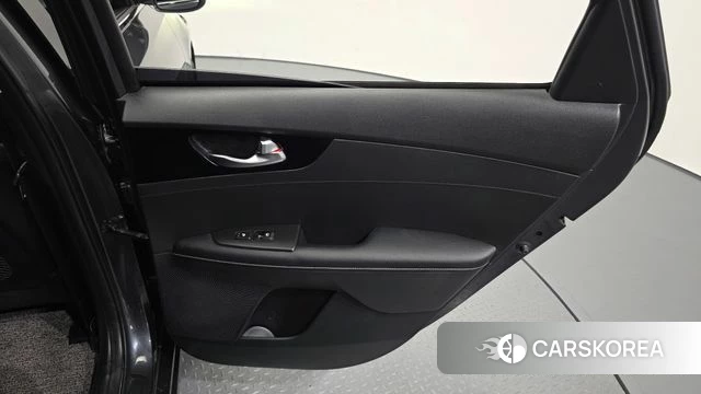 Kia The New K3 2nd generation id 4731235 из Кореи 17