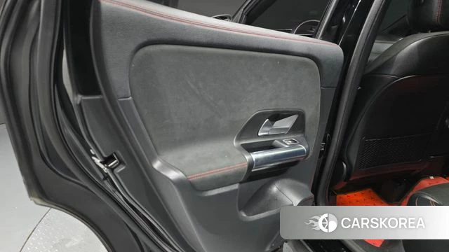 Mercedes-Benz GLA - Class H247 id 5023231 из Кореи 17